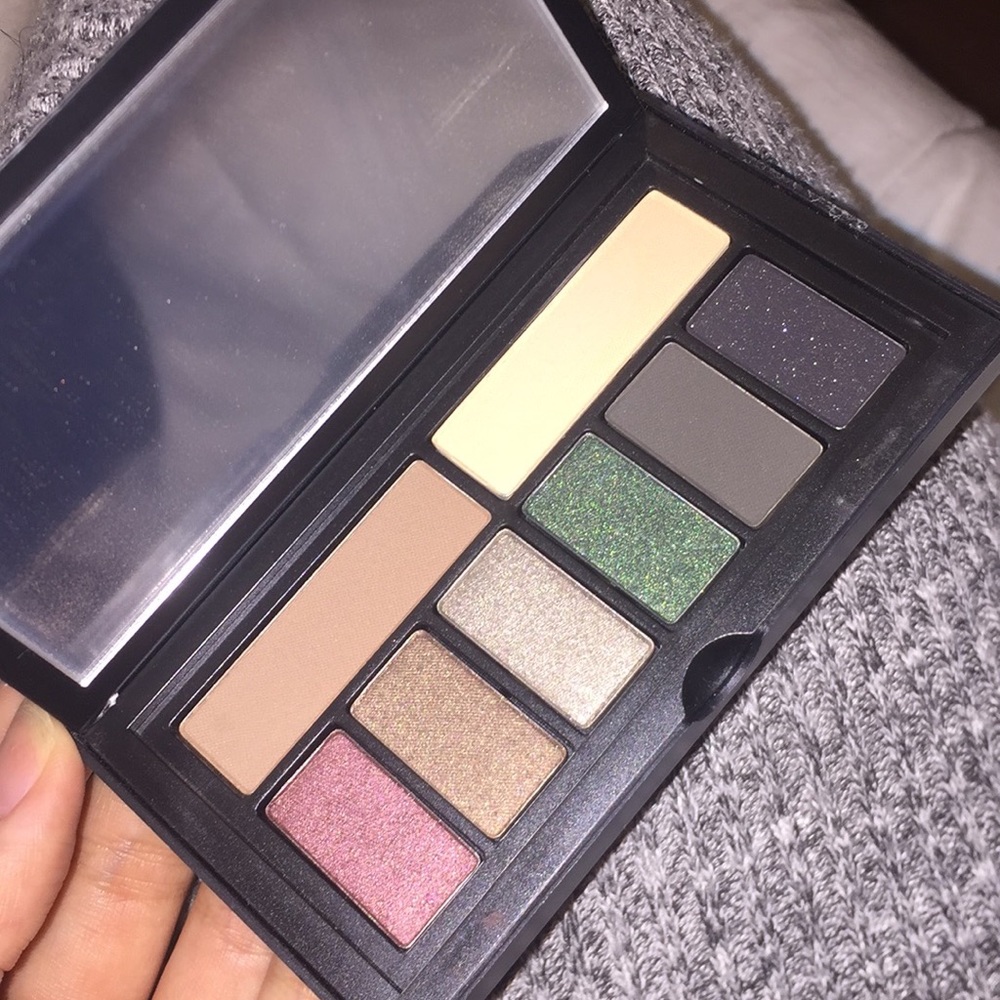 Smash box eyeshadow palette